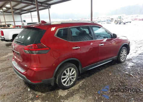 2018 Nissan Rogue Sv z USA, uszkodzony, nr VIN 5N1AT2MT2JC829627